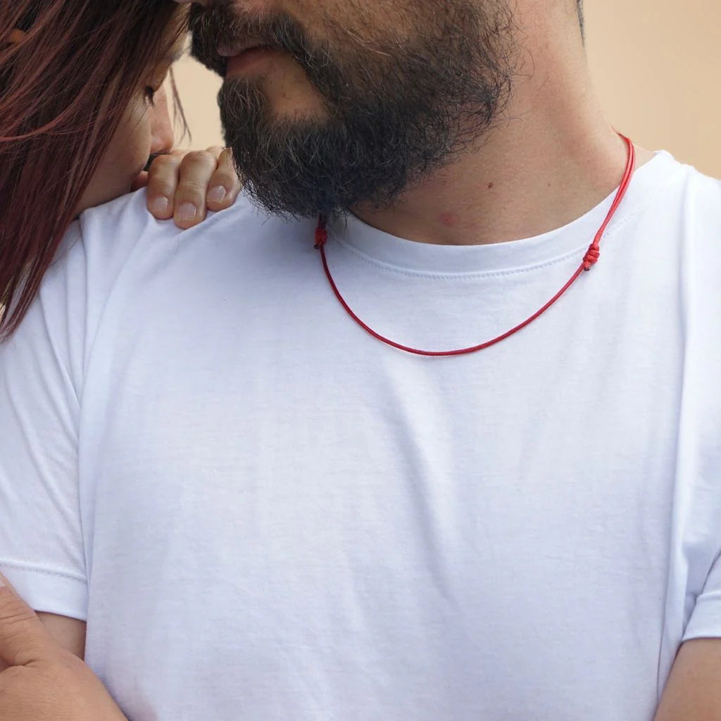 Luxury Adjustable Leather Choker – Minimalist & Elegant Design